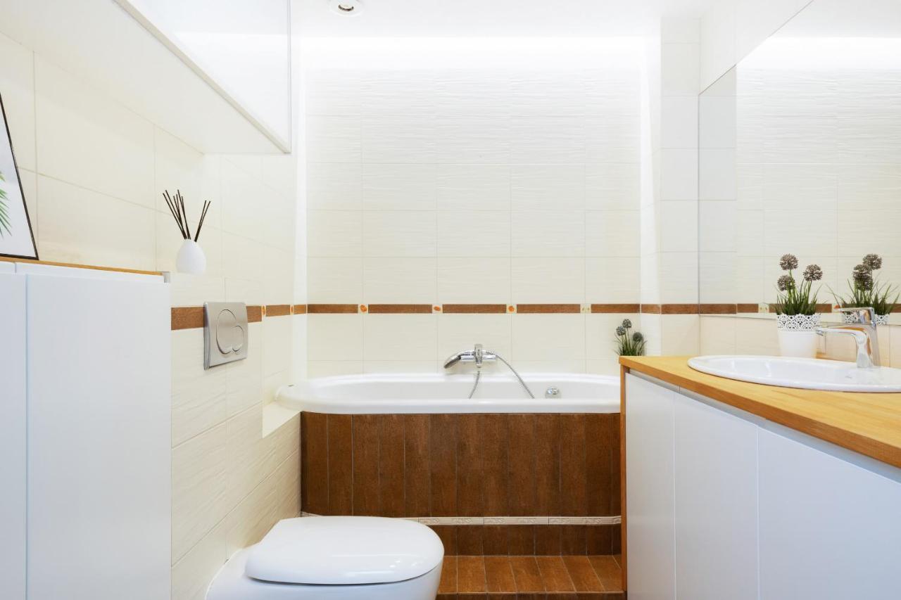 Apartments Warsaw Zelazna By Noclegi Renters 外观 照片