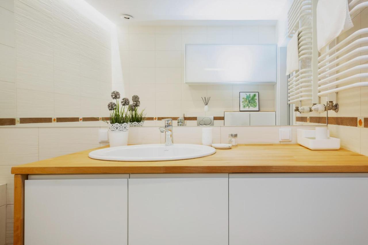 Apartments Warsaw Zelazna By Noclegi Renters 外观 照片