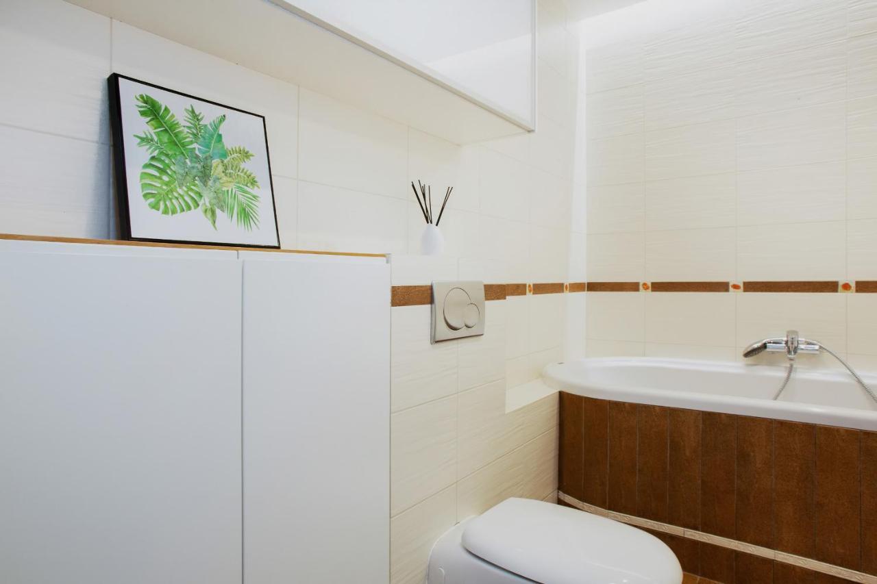 Apartments Warsaw Zelazna By Noclegi Renters 外观 照片